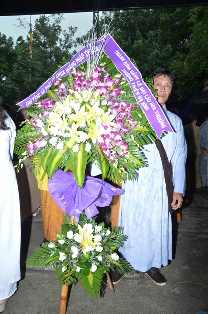 Khánh Hoà: Gần 200 đoàn phúng viếng Đức Phó Pháp chủ Trưởng lão HT. Thích Thiện Bình