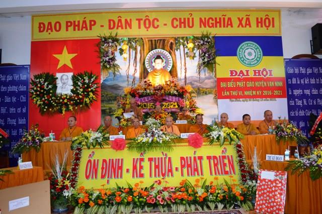 Khánh Hòa: Đại hội Đại biểu Phật giáo huyện Vạn Ninh lần thứ VI (2016-2021)