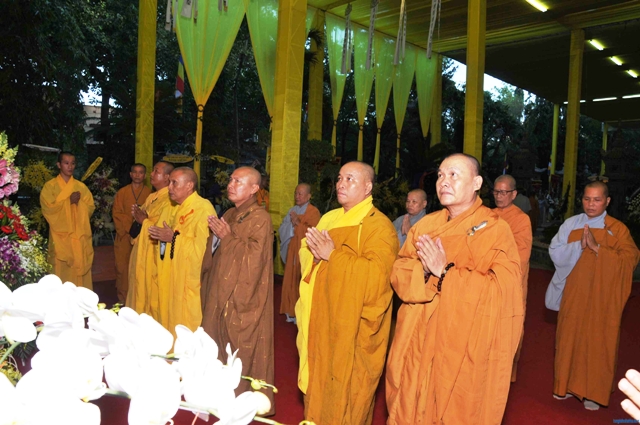 Khánh Hoà: Gần 200 đoàn phúng viếng Đức Phó Pháp chủ Trưởng lão HT. Thích Thiện Bình