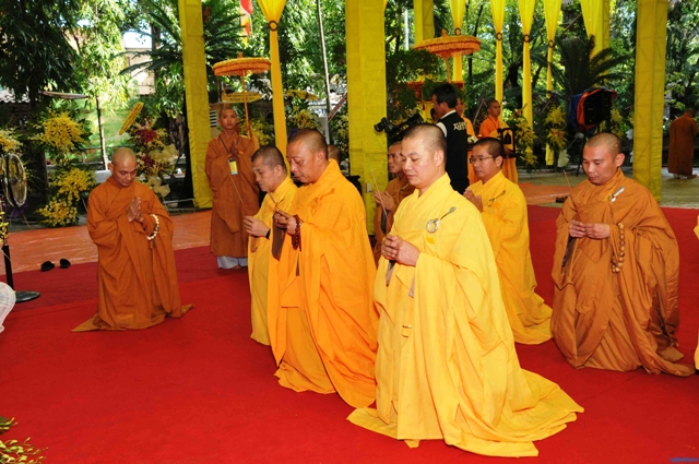 Khánh Hoà: Gần 200 đoàn phúng viếng Đức Phó Pháp chủ Trưởng lão HT. Thích Thiện Bình