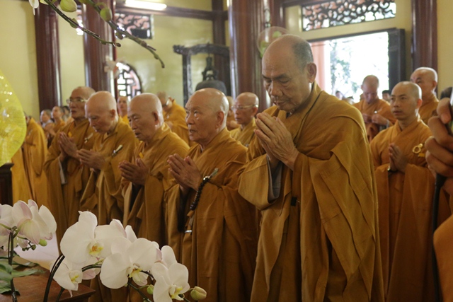 Môn phái Tổ đình Tường Vân và Thiền viện Vạn Hạnh tưởng niệm thọ tang Cố HT. Thích Chơn Thiện