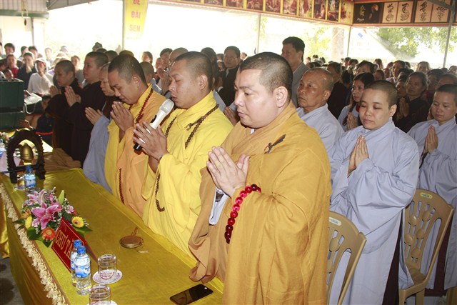 Thanh Hóa: Lễ trì chú rót đồng đúc đại hồng chung chùa Thiên Long