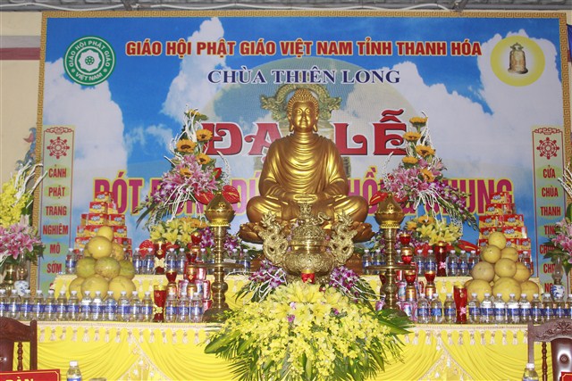 Thanh Hóa: Lễ trì chú rót đồng đúc đại hồng chung chùa Thiên Long