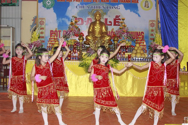 Thanh Hóa: Lễ trì chú rót đồng đúc đại hồng chung chùa Thiên Long