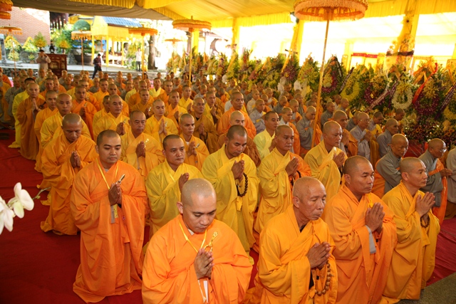 Môn phái Tổ đình Tường Vân và Thiền viện Vạn Hạnh tưởng niệm thọ tang Cố HT. Thích Chơn Thiện