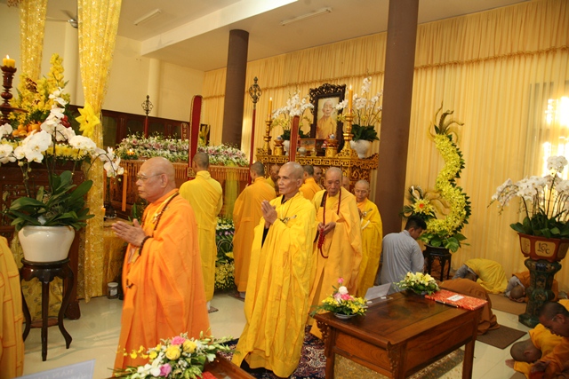 Môn phái Tổ đình Tường Vân và Thiền viện Vạn Hạnh tưởng niệm thọ tang Cố HT. Thích Chơn Thiện