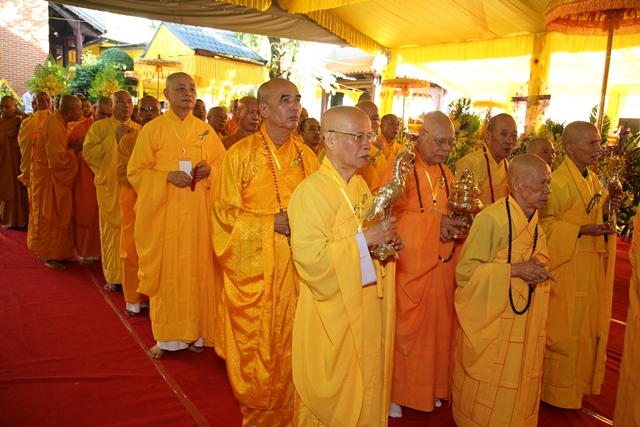 Môn phái Tổ đình Tường Vân và Thiền viện Vạn Hạnh tưởng niệm thọ tang Cố HT. Thích Chơn Thiện