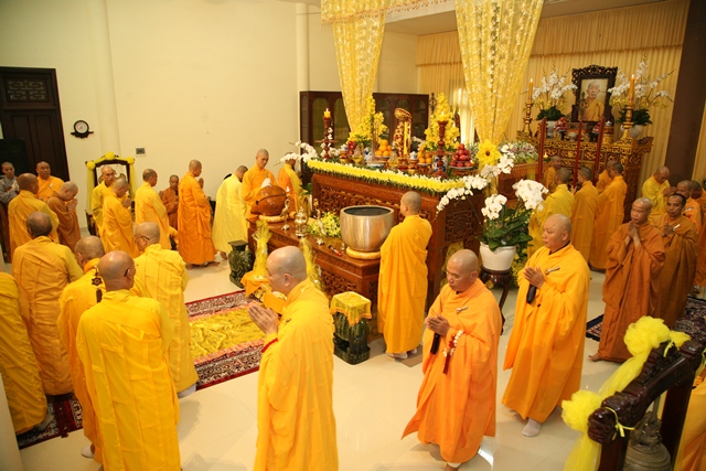 Môn phái Tổ đình Tường Vân và Thiền viện Vạn Hạnh tưởng niệm thọ tang Cố HT. Thích Chơn Thiện