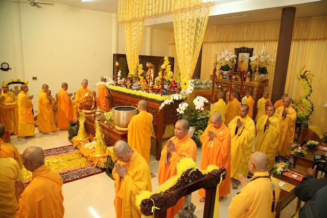 Môn phái Tổ đình Tường Vân và Thiền viện Vạn Hạnh tưởng niệm thọ tang Cố HT. Thích Chơn Thiện