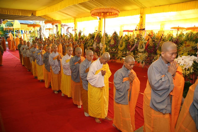 Môn phái Tổ đình Tường Vân và Thiền viện Vạn Hạnh tưởng niệm thọ tang Cố HT. Thích Chơn Thiện