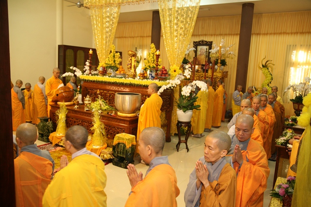 Môn phái Tổ đình Tường Vân và Thiền viện Vạn Hạnh tưởng niệm thọ tang Cố HT. Thích Chơn Thiện