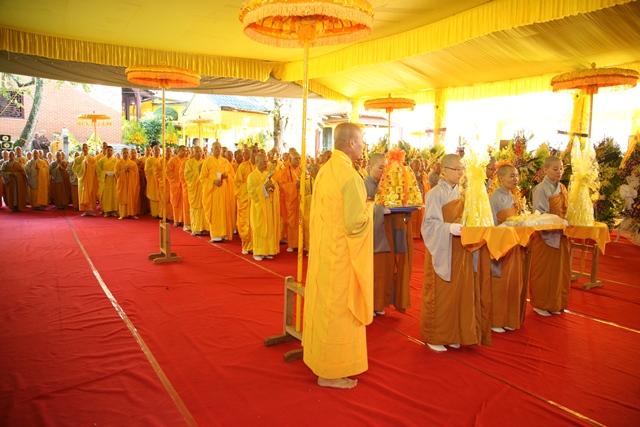 Môn phái Tổ đình Tường Vân và Thiền viện Vạn Hạnh tưởng niệm thọ tang Cố HT. Thích Chơn Thiện