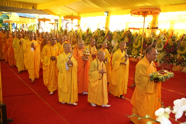 Môn phái Tổ đình Tường Vân và Thiền viện Vạn Hạnh tưởng niệm thọ tang Cố HT. Thích Chơn Thiện