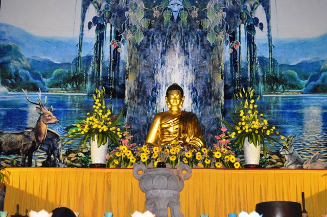 Khánh Hòa: chùa Sắc tứ Long Sơn trang nghiêm tổ chức lễ kỷ niệm ngày Đức Phật thành đạo