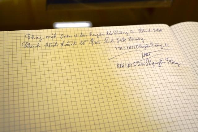 Đoàn Quân dân huyện đảo Trường Sa kính viếng Trưởng lão HT.Thích Thiện Bình