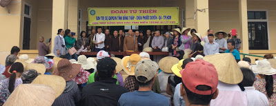Ban Trị sự Phật giáo Đồng Tháp cứu trợ đồng bào các tỉnh miền Trung