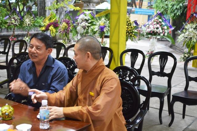 Đoàn Quân dân huyện đảo Trường Sa kính viếng Trưởng lão HT.Thích Thiện Bình