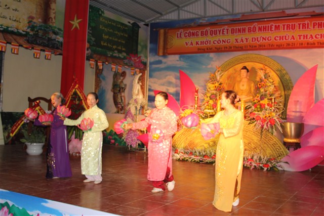 Thanh Hóa: Đêm văn nghệ chào mừng lễ Công bố Quyết định Bổ nhiệm Trụ trì và khởi công xây dựng chùa Thạch Khê