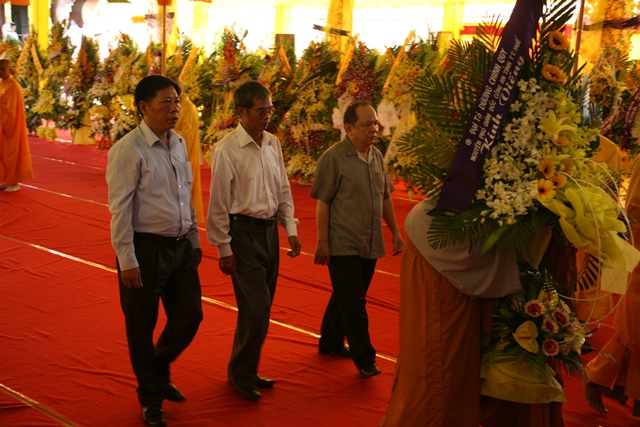 Chùm ảnh: Các phái đoàn viếng tang Cố Trưởng lão HT. Thích Chơn Thiện ngày 13/11