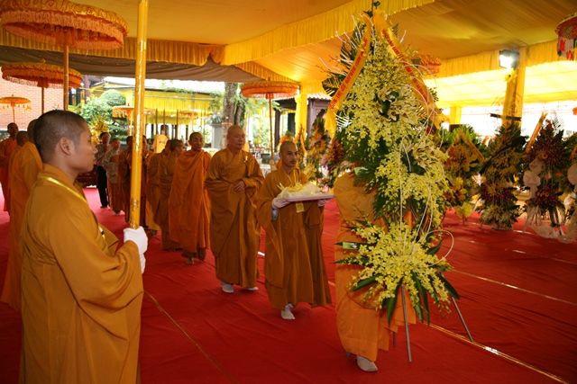 Chùm ảnh: Các phái đoàn viếng tang Cố Trưởng lão HT. Thích Chơn Thiện ngày 11/11