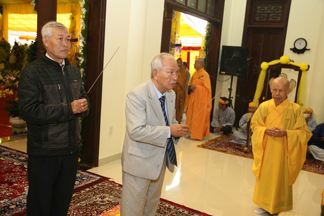 Chùm ảnh: Các phái đoàn viếng tang Cố Trưởng lão HT. Thích Chơn Thiện ngày 11/11