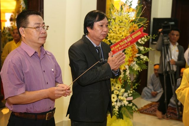 Chùm ảnh: Các phái đoàn viếng tang Cố Trưởng lão HT. Thích Chơn Thiện ngày 11/11