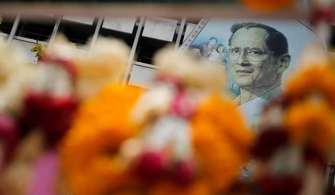 Đức Vua Bhumibol Của Thái Lan Vừa Mới Qua Đời