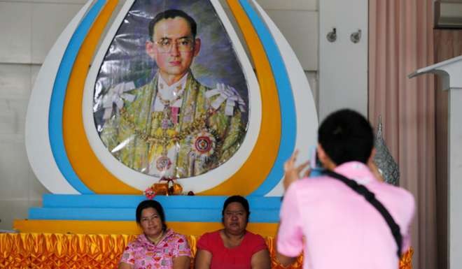 Đức Vua Bhumibol Của Thái Lan Vừa Mới Qua Đời