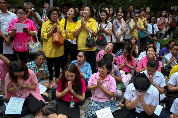 Đức Vua Bhumibol Của Thái Lan Vừa Mới Qua Đời