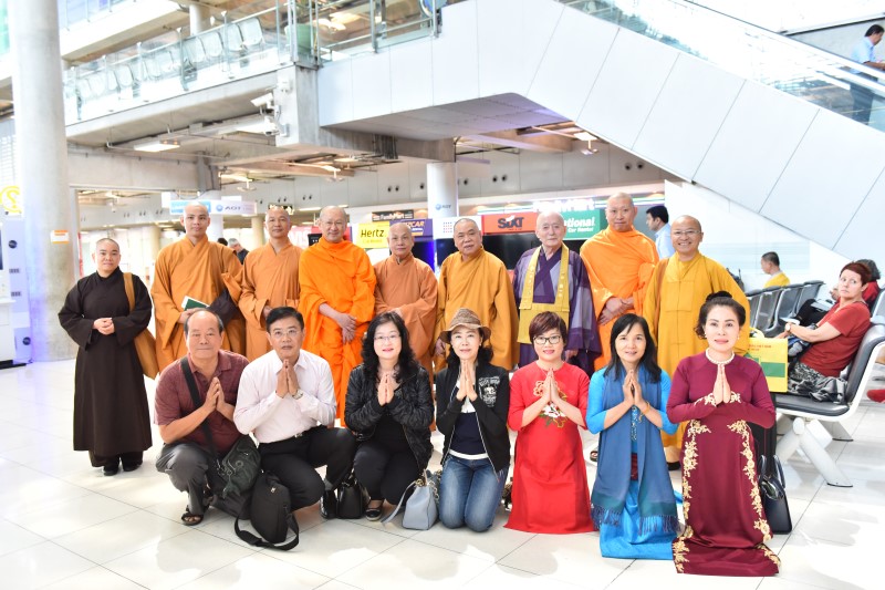 Quỹ Đạo Phật Ngày Nay vinh hạnh nhận được giải thưởng Đại sứ Phật giáo toàn cầu 2017