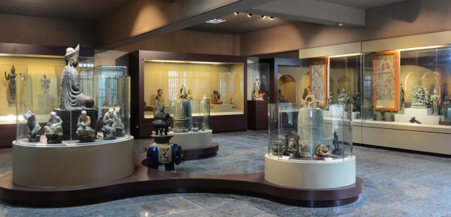 Thăm Bảo tàng Văn hóa Phật giáo Đà Nẵng