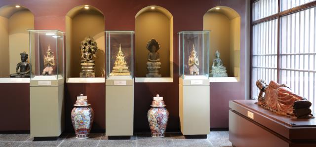 Thăm Bảo tàng Văn hóa Phật giáo Đà Nẵng