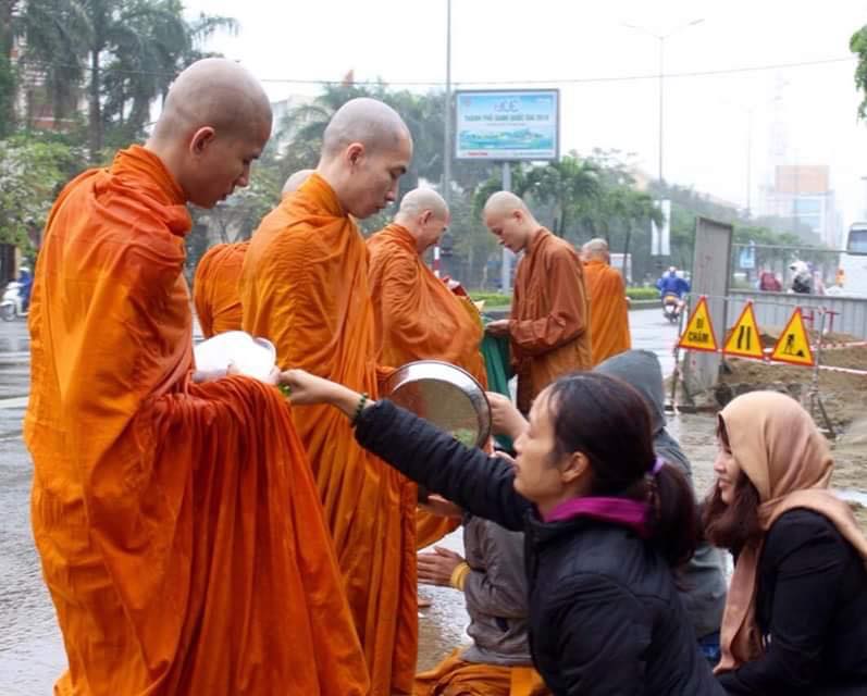 Thiện tri thức là bậc Phạm hạnh trọn vẹn