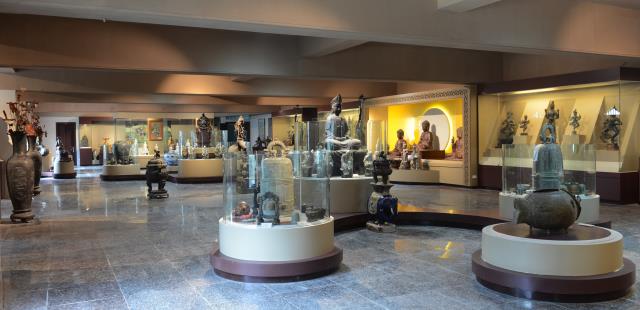 Thăm Bảo tàng Văn hóa Phật giáo Đà Nẵng