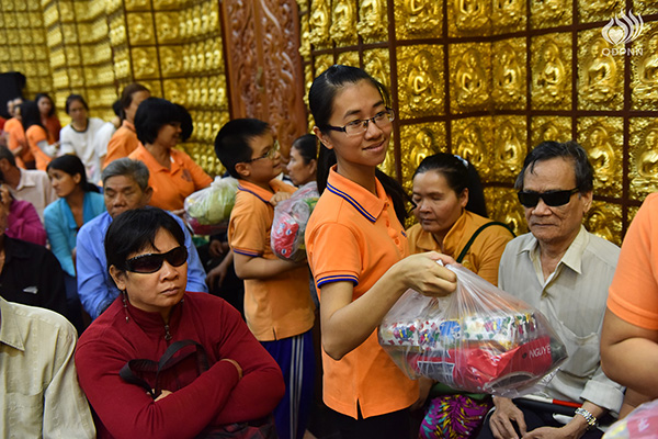 Quỹ Đạo Phật Ngày Nay - Tổng kết chương trình Quà Tết Yêu Thương - Đợt 2 tại TP. Hồ Chí Minh, Hà Tĩnh, Quảng Ngãi (C95)