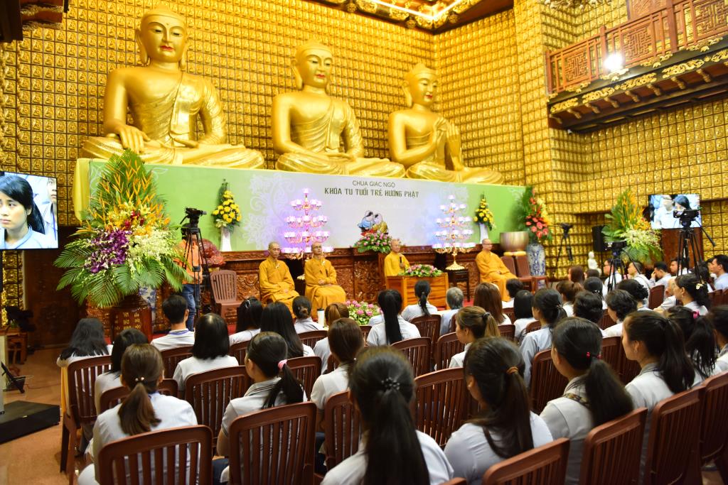 Chùa Giác Ngộ: Khóa tu ‘’Tuổi Trẻ Hướng Phật’’ lần thứ 10