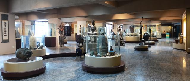 Thăm Bảo tàng Văn hóa Phật giáo Đà Nẵng