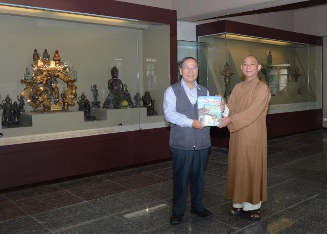 Thăm Bảo tàng Văn hóa Phật giáo Đà Nẵng