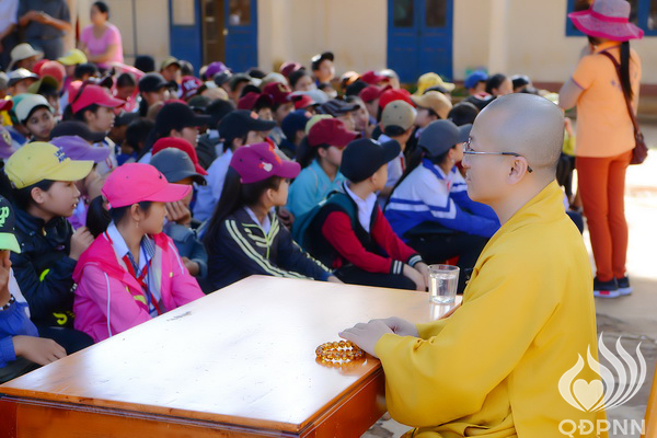 Quỹ Đạo Phật Ngày Nay: Lễ khánh thành “Nhịp cầu yêu thương” và Trao tặng yêu thương cho người khiếm thị, nạn nhân chất độc da cam &amp; Học sinh tại Đắk Lắk (C72d &amp; C107)