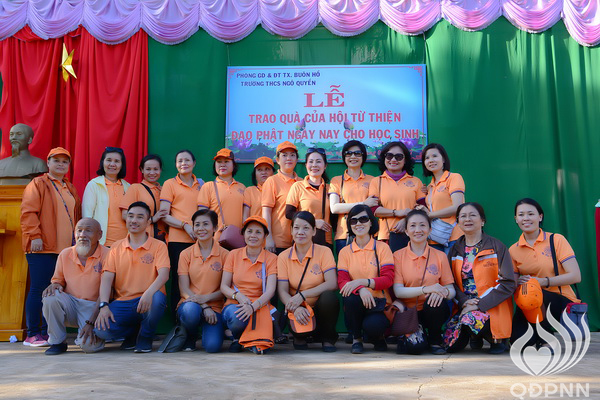 Quỹ Đạo Phật Ngày Nay: Lễ khánh thành “Nhịp cầu yêu thương” và Trao tặng yêu thương cho người khiếm thị, nạn nhân chất độc da cam &amp; Học sinh tại Đắk Lắk (C72d &amp; C107)