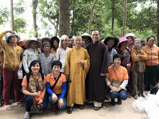 Quỹ Đạo Phật Ngày Nay: Tổng kết chương trình “Trao tặng yêu thương” đợt 2  tại hồ  Dầu Tiếng Tây Ninh (C100)