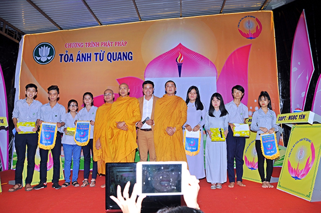 Tịnh Xá Ngọc Như :Tổ chức chương trình Tỏa Ánh Từ Quang