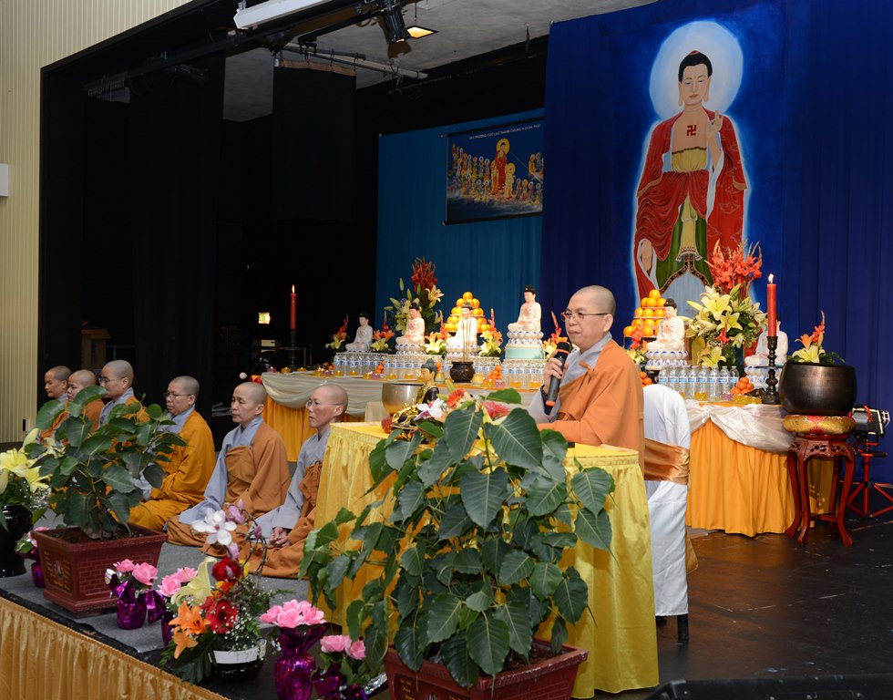 Pháp hội dược sư năm 2017 tại thành phố San Jose (Hoa Kỳ)