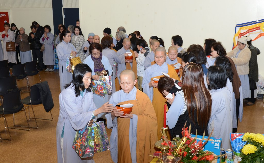 Pháp hội dược sư năm 2017 tại thành phố San Jose (Hoa Kỳ)