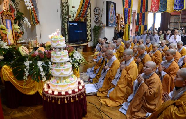 Chùa Đức Viên - San Jose (Hoa Kỳ) tổ chức Lễ húy nhật lần thứ 18 Sư bà tọa chủ Thích Đàm Lựu