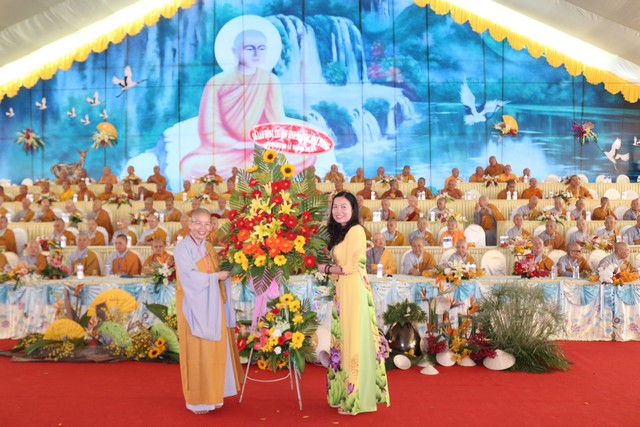 Bình Dương: Trọng thể diễn ra khai mạc Đại Lễ Tưởng Niệm Đức Thánh Tổ Ni Đại Ái Đạo