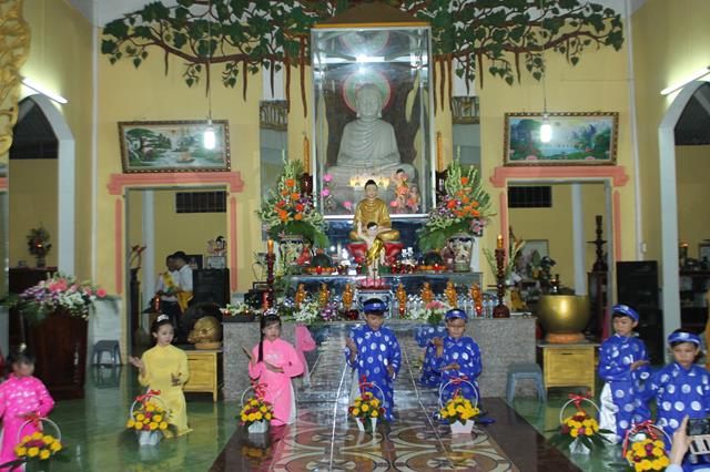Đồng Tháp: Chùa An Khánh đêm hội hoa đăng Dược Sư