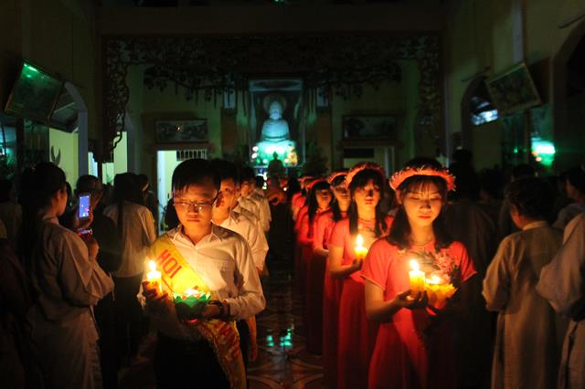 Đồng Tháp: Chùa An Khánh đêm hội hoa đăng Dược Sư