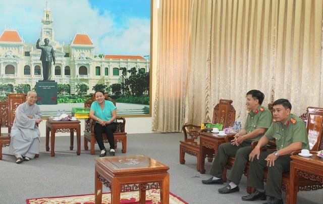 TP.Hồ Chí Minh: Phân ban Ni giới Trung Ương chúc tết lãnh đạo GHPGVN và các cấp chính quyền