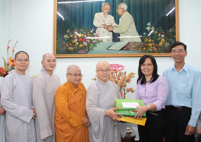 TP.Hồ Chí Minh: Phân ban Ni giới Trung Ương chúc tết lãnh đạo GHPGVN và các cấp chính quyền